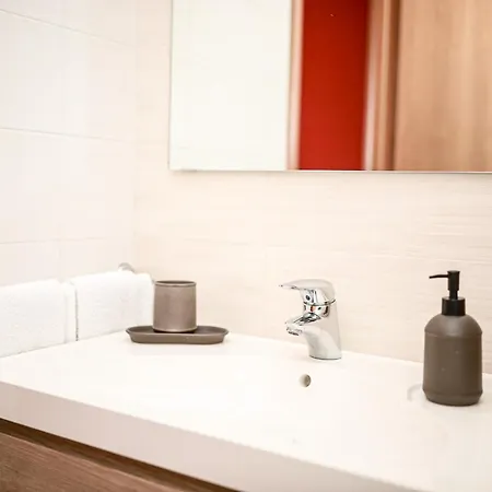 Vieste Holiday * ヴィエステ